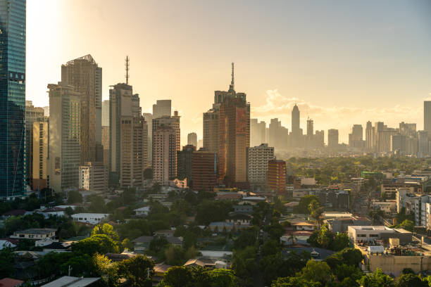 The FX Trade That Spread Through a Filipino Facebook Group 
